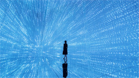 立標(biāo)視野丨teamLab超自然空間，一場沉浸式的藝術(shù)盛宴